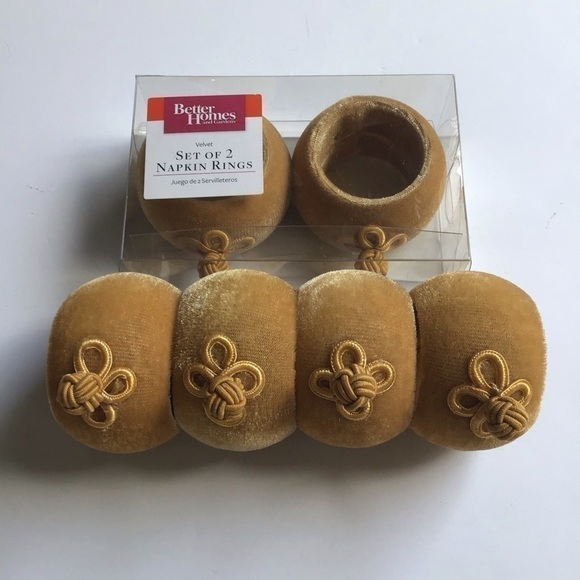 Better Homes & Gardens SET OF 6 Tan Gold Velvet Asian Knot Round Napkin Rings - Picture 4 of 11